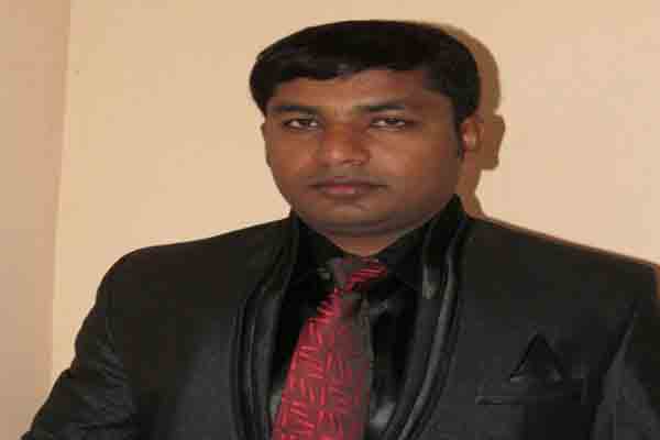 இனிய பாரதி கைது