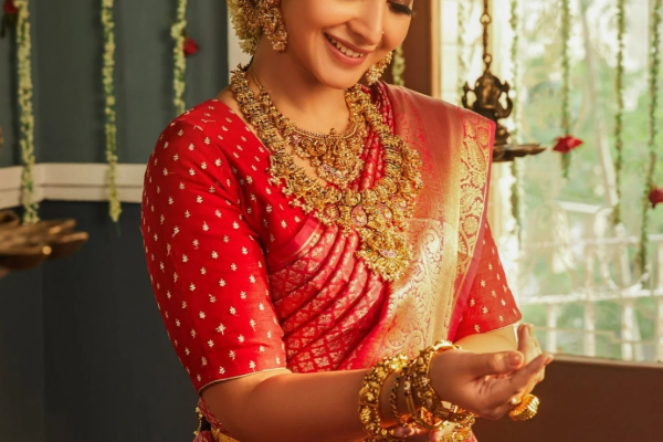 இலங்கையில் ஒரே நாளில் 20 ஆயிரம் ரூபாவால் குறைந்த தங்கம் விலை; நகைபிரியர்கள் மகிழ்ச்சி!