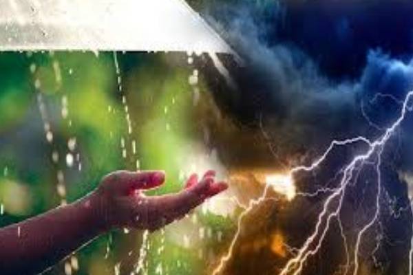 மோசமான வானிலை: அவதானமாக இருக்குமாறு பொதுமக்களுக்கு அவசர எச்சரிக்கை