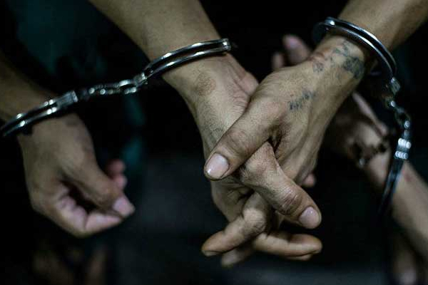 போதைப்பொருள்களுடன் ஒரே நாளில் 971பேர் கைது