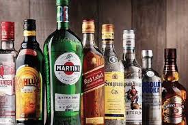 அரசியல்வாதிகளுக்கு மதுபான உரிமங்கள்? – நிதி செயலாளர்: “அனைத்தும் சட்டபூர்வம்!”